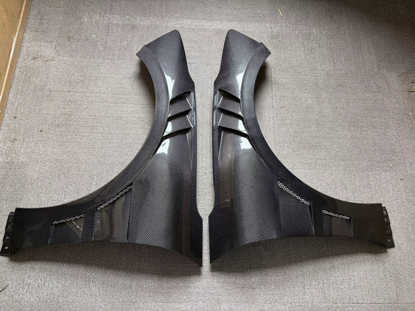 Kia K5 (2021-2026) Vented Fenders | Carbon Fiber / Unpainted / Forged (Pair)
