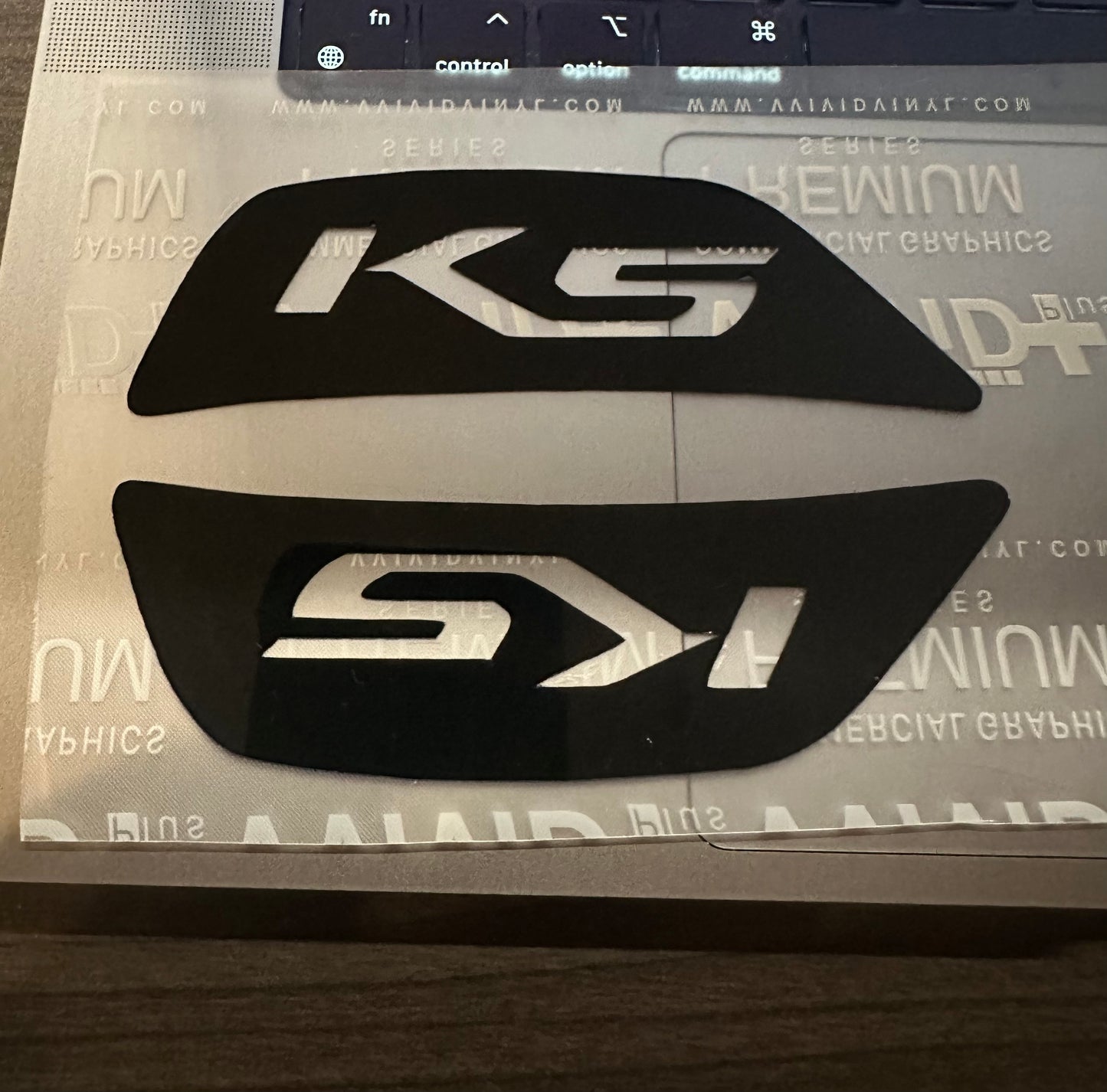 Kia K5 (2021-2024) Side Reflector Tint Cutout