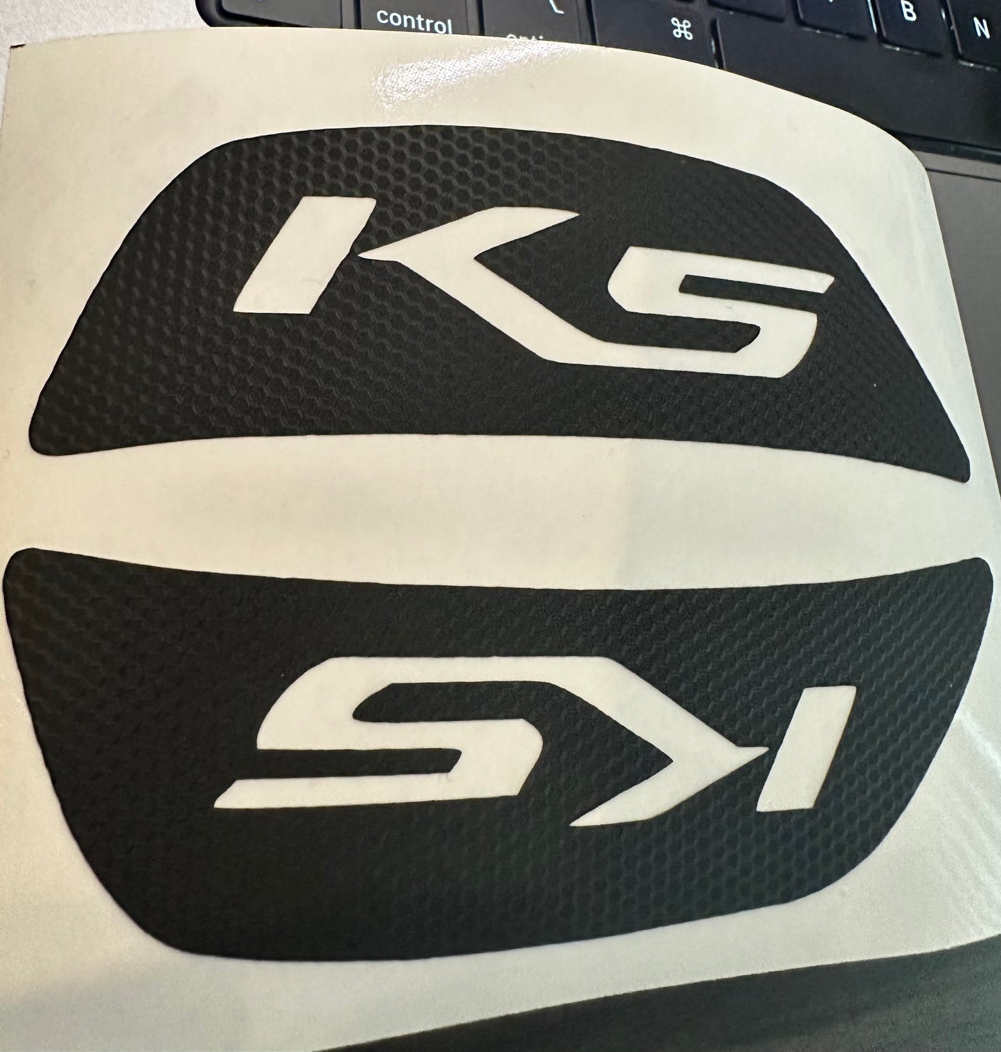 Kia K5 (2021-2024) Side Reflector Tint Cutout