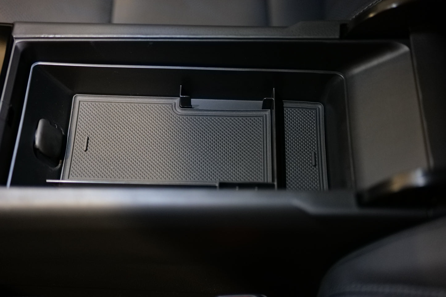 Toyota Camry Center Tray Organizer (2025) | Perfect Fit